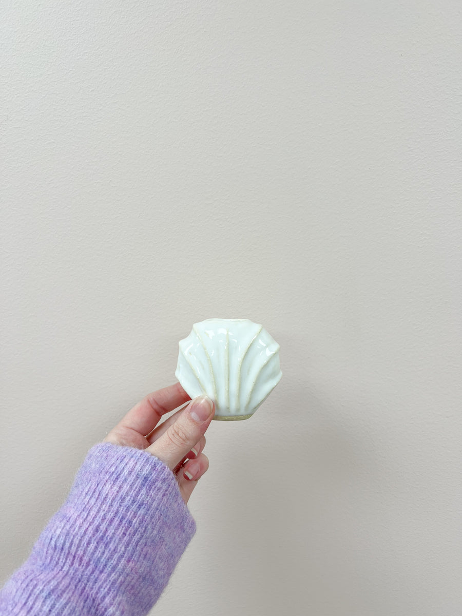 Mini Shell Vase