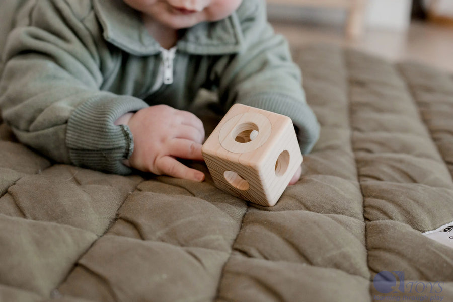 Cube Rattle