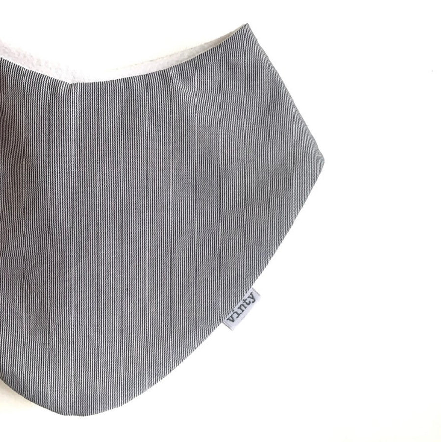Linesy Dribble Bib